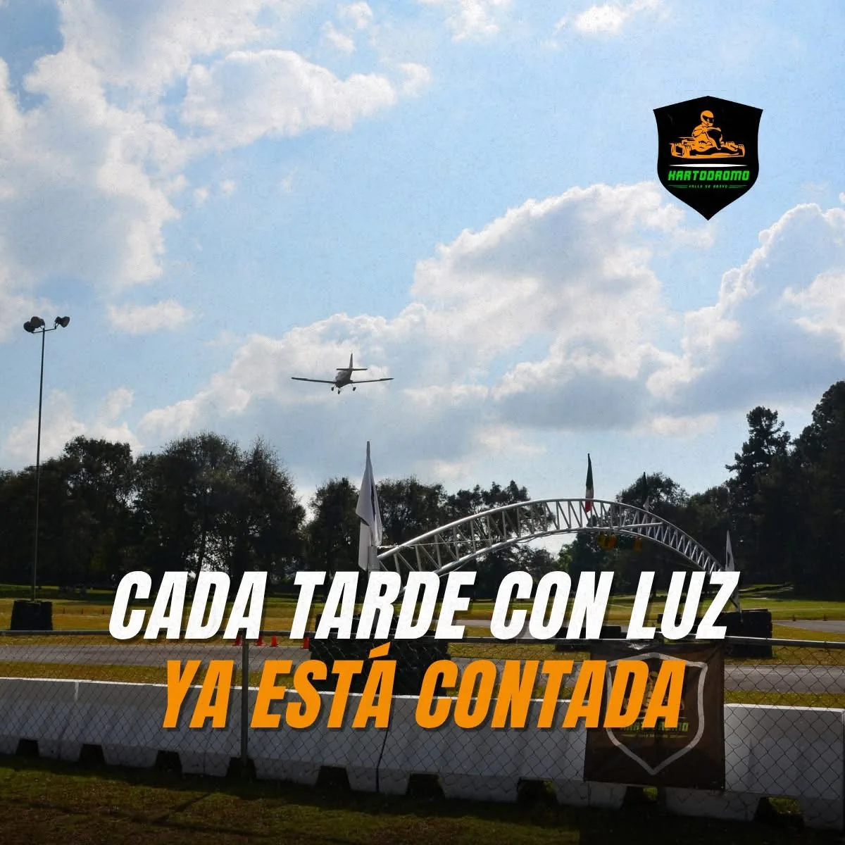 Acceso al circuito de Valle de Bravo